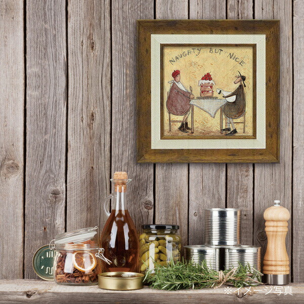 絵画 壁掛け サムトフト 【小さなソーセージのおさんぽ】 インテリア 額入り 23.5cm おしゃれ アート イギリス 女性作家 リビング 玄関 北欧 かわいい 癒し 新築祝いプレゼント トイレ 飾り 贈り物 ポスター ゲル加工 犬